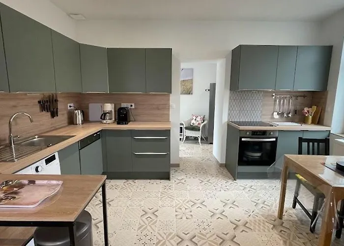 Prázdninový dům Familial De Charme Avec Jardin, Proche De Sentiers Et Activites Nature, Inclus ! - Fr-1-510-187 *